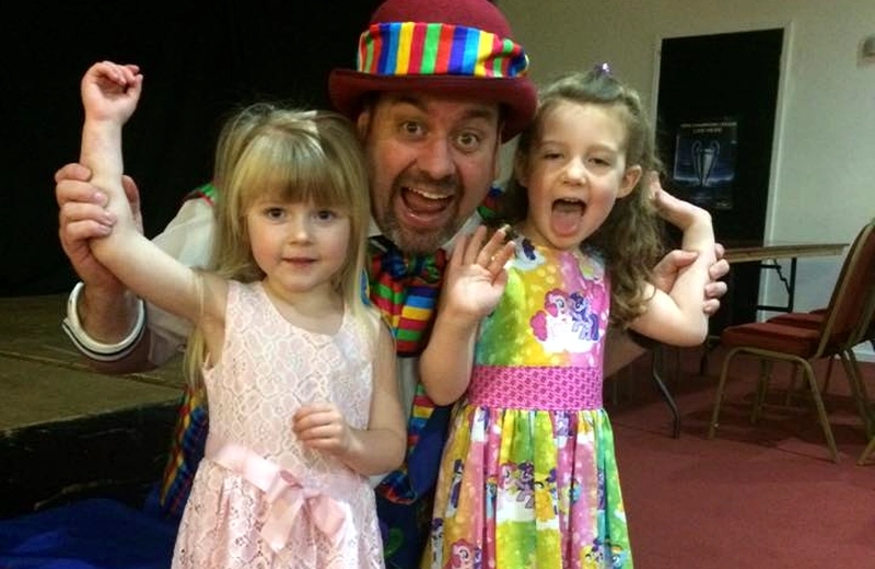 Stripey Wipey birthday party entertainment with children laughing and joining in the fun
